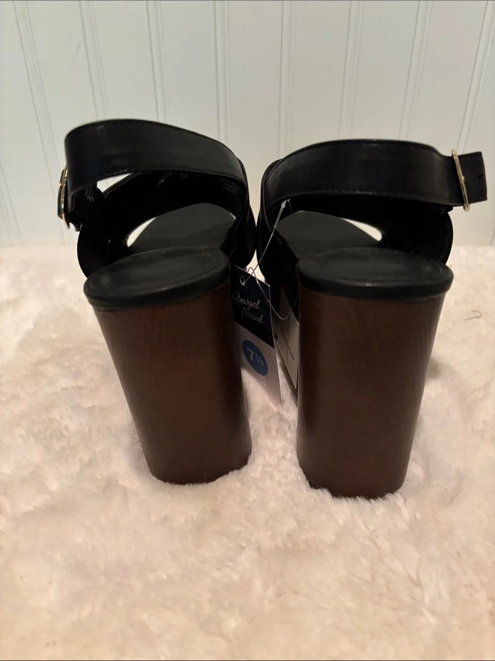 NWT Universal Thread Naomi Black Wood 4.25”Wedge Sandals Sz 7.5